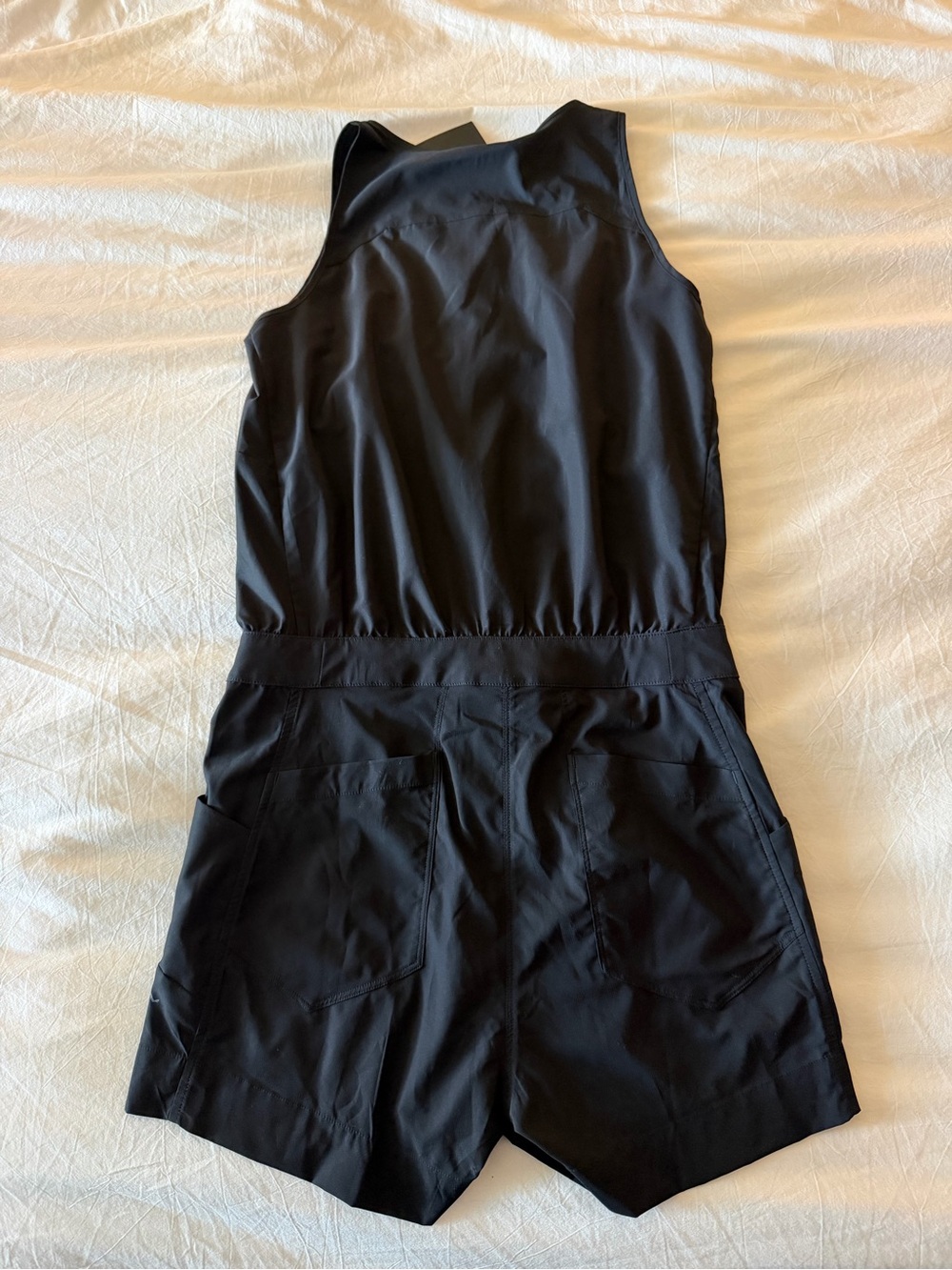 NWT Arcteryx Kyla Romper Womens Size 2 Black Sleeveless Athletic Romper - Picture 3 of 8